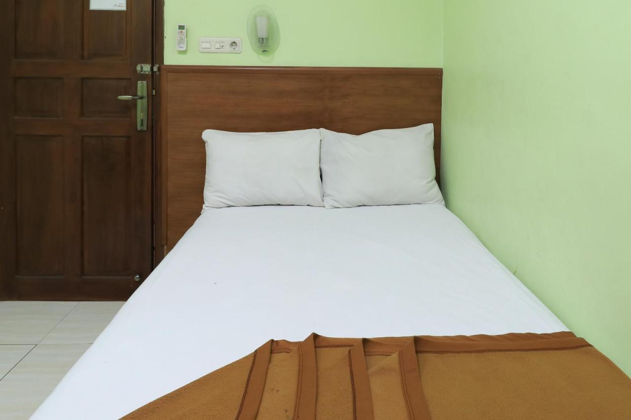 Hotel Prisma Сидоарджо Екстериор снимка
