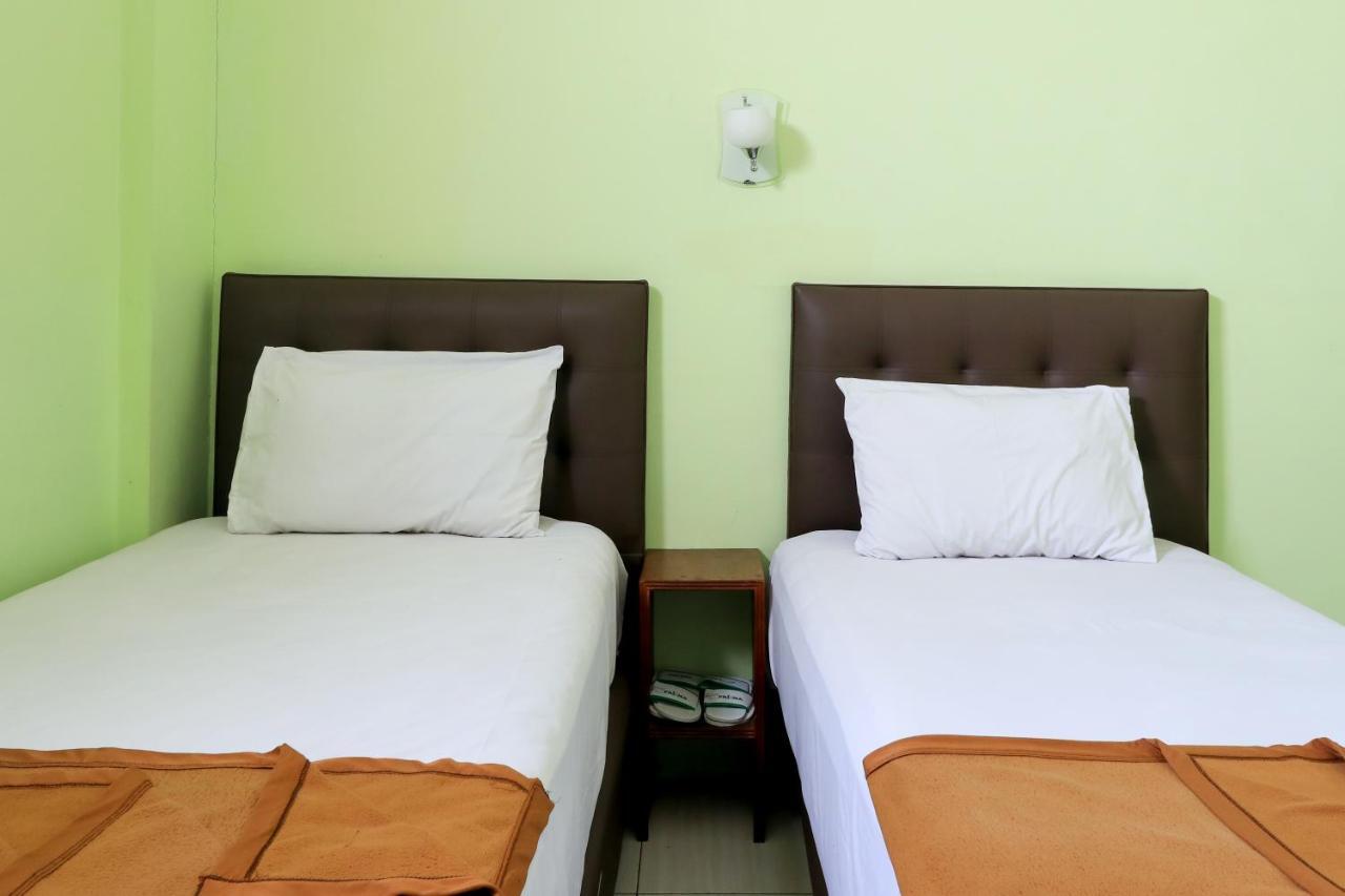Hotel Prisma Сидоарджо Екстериор снимка