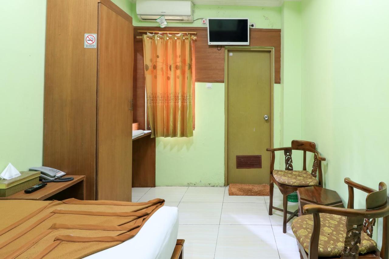 Hotel Prisma Сидоарджо Екстериор снимка